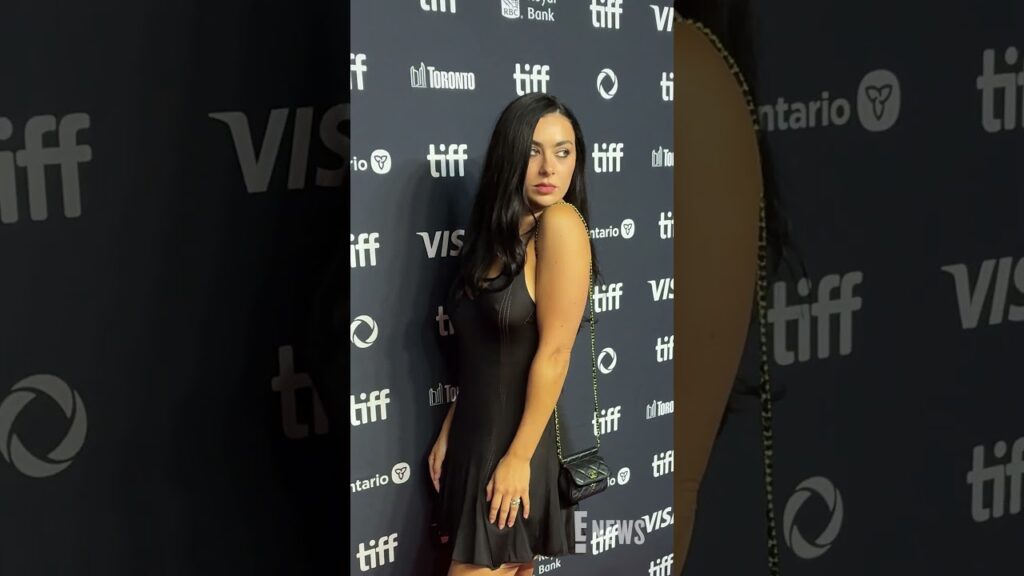 We fall in love again and again with every Charli xcx look. 😍 #TIFF