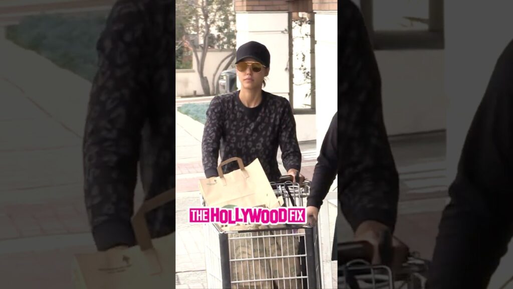 Jessica Alba Keeps A Low Profile While Out Grocery Shopping At Whole Foods In Beverly Hills, CA