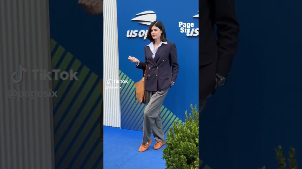 Alexandra Daddario was all smiles as she arrived to the 2025 US Open 🎾✨ #shorts