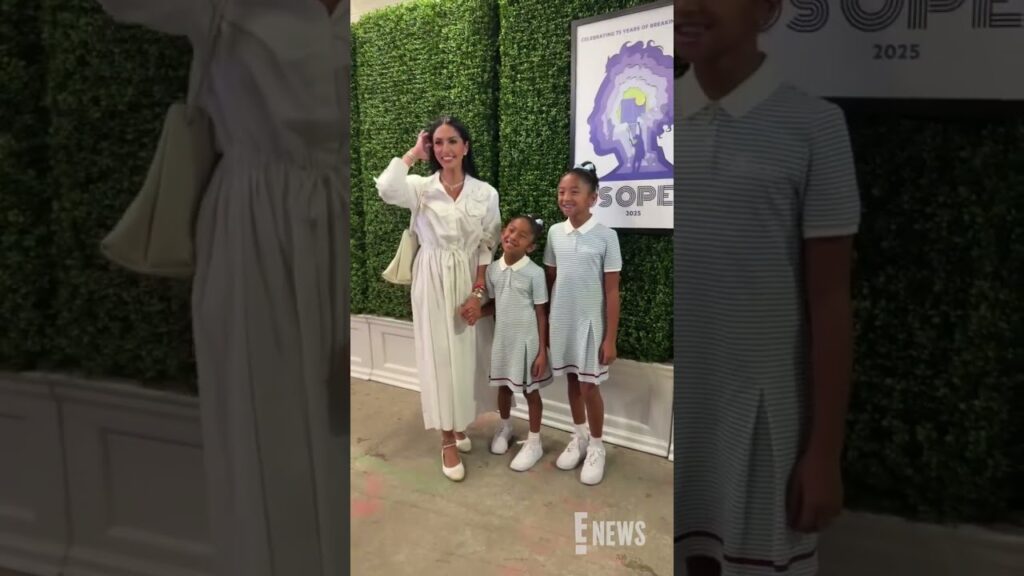 Vanessa Bryant arrives at the U.S. Open with daughters Bianka and Capri. ๐๐พ Vanessa Bryant arrives at the U.S. Open with daughters Bianka and Capri. ๐๐พ