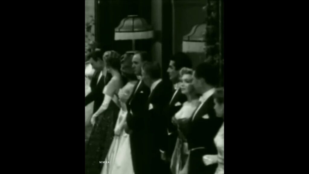 Marilyn Monroe waiting to meet Queen Elizabeth in England, 1956. Rare view. 1960 interview. P/3