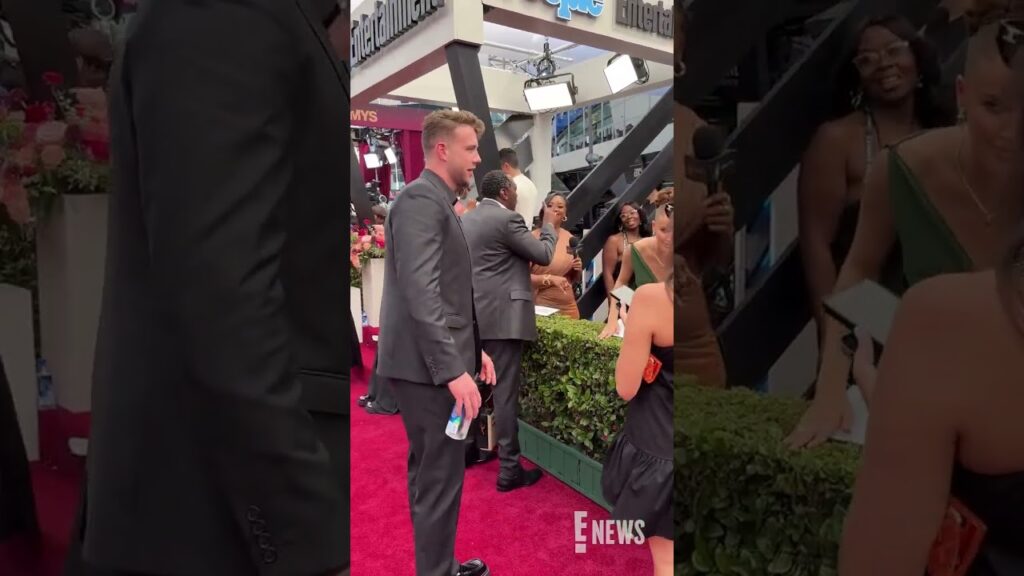 Harry Jowsey and Haley Kalil are all smiles on the #Emmys red carpet ⭐️.