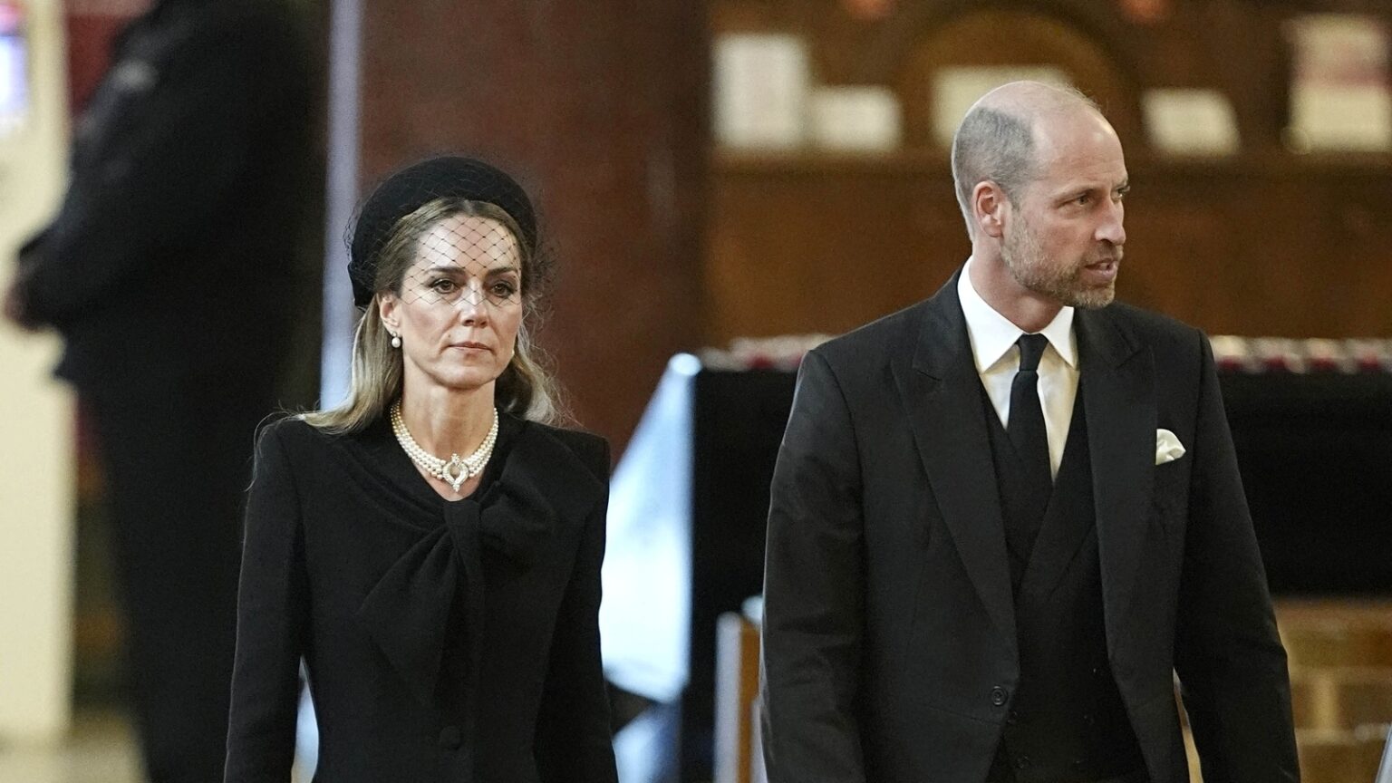 King Charles, William and Kate pay last respect to Katharine at Westminster Cathedral, See pics
