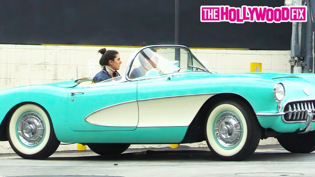 Kendall Jenner Gives Paparazzi The Finger While Out Cruising In Her Vintage Corvette Kendall Jenner Gives Paparazzi The Finger While Out Cruising In Her Vintage Corvette