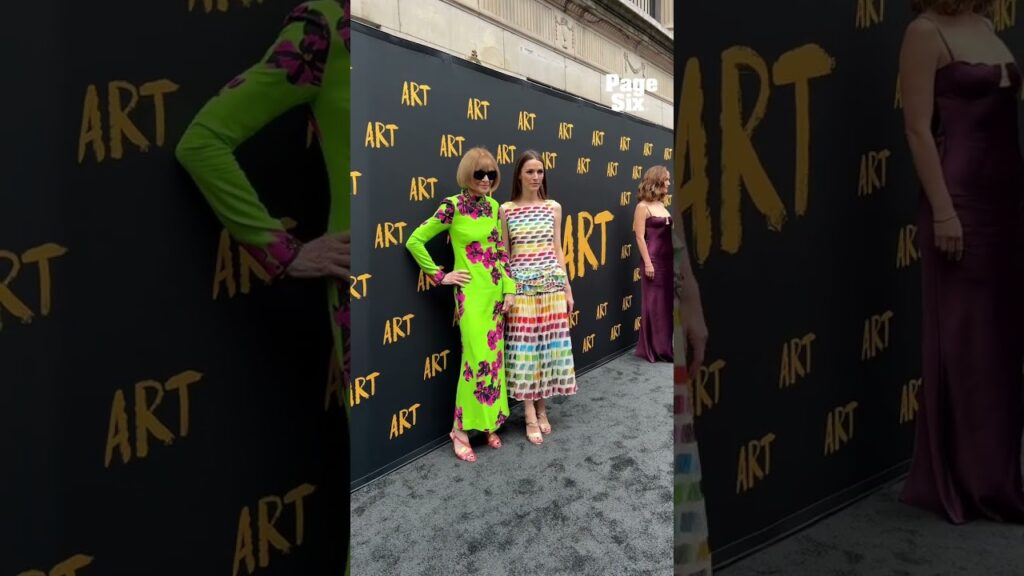 Anna Wintour and her daughter Bee have arrived for opening night of 'Art' on Broadway! 🎬 #shorts