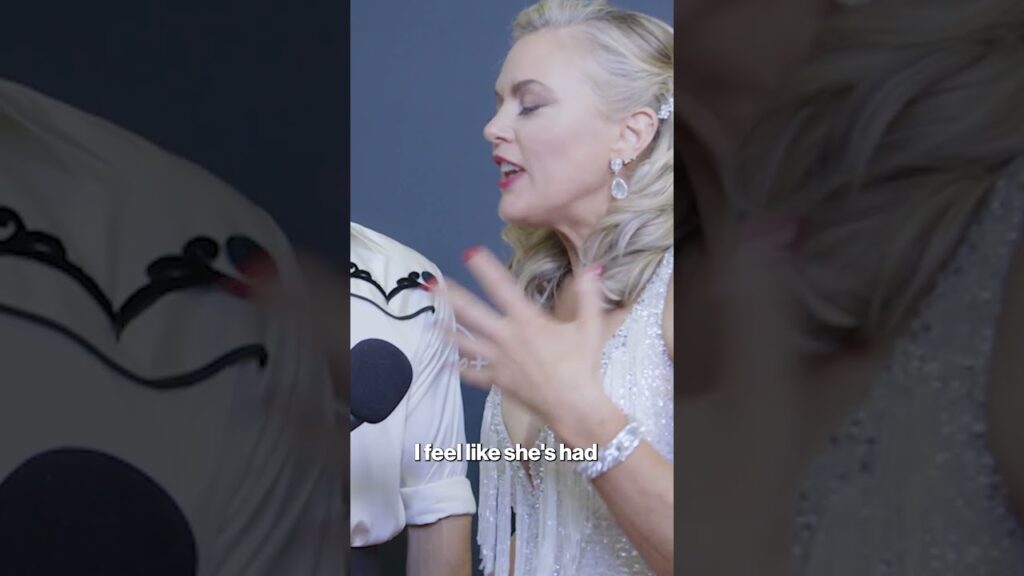 'DWTS' star Elaine Hendrix shares how she reconnected with Lindsay Lohan #shorts