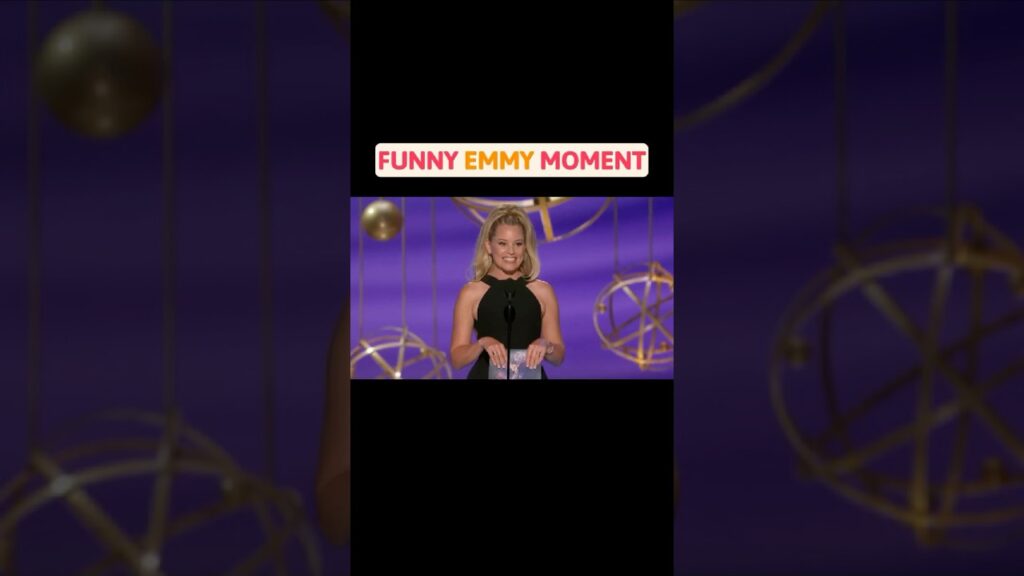 ELIZABETH BANKS FUNNY EMMY MOMENT 2025 #shorts ELIZABETH BANKS FUNNY EMMY MOMENT 2025 #shorts