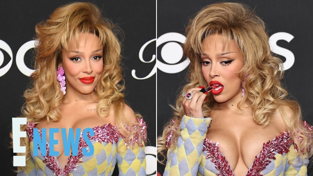 Doja Cat Eats Her Lipstick in Shocking Red Carpet Moment at VMAs 2025 Doja Cat Eats Her Lipstick in Shocking Red Carpet Moment at VMAs 2025