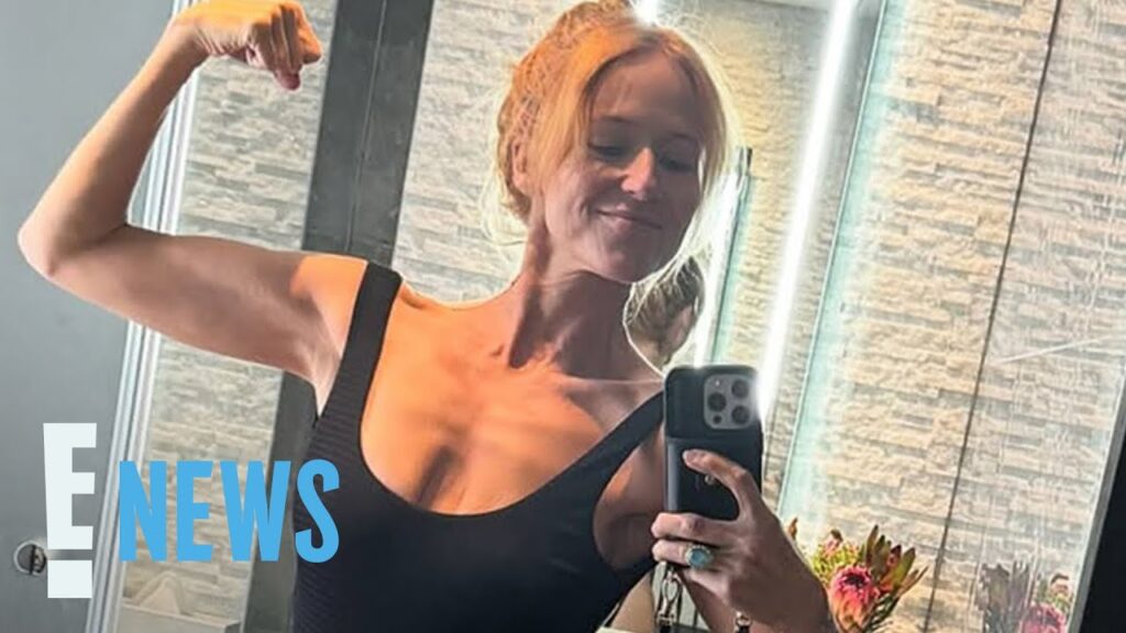 Jewel’s Jaw-Dropping Muscles Prove Her Workouts Are Not a Foolish Game | E! News