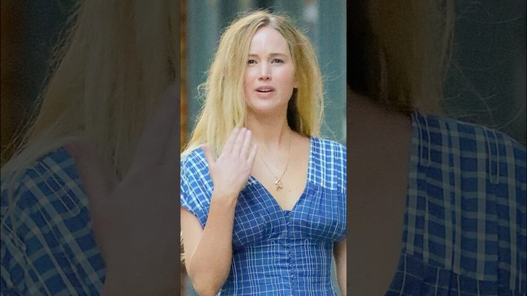 Jennifer Lawrence Looks UNRECOGNIZABLE in New Photos