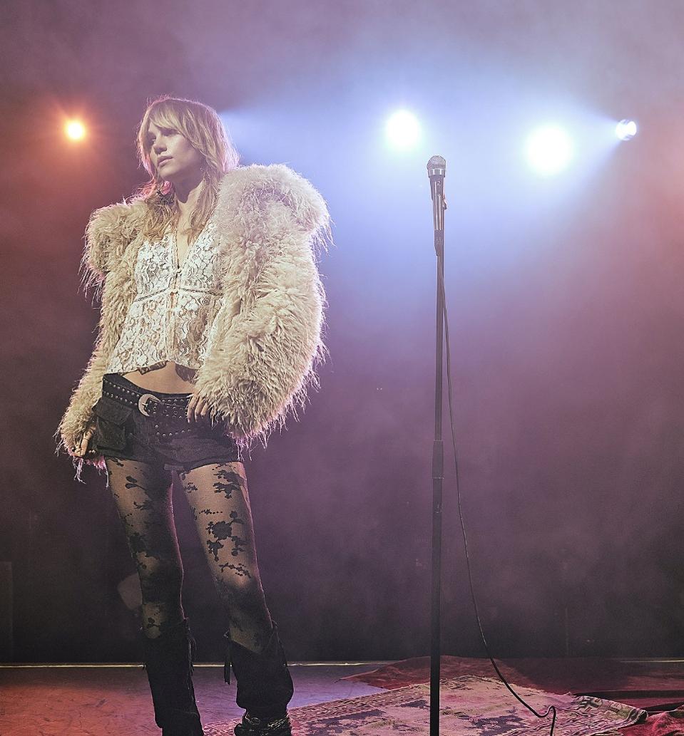 suki waterhouse free people