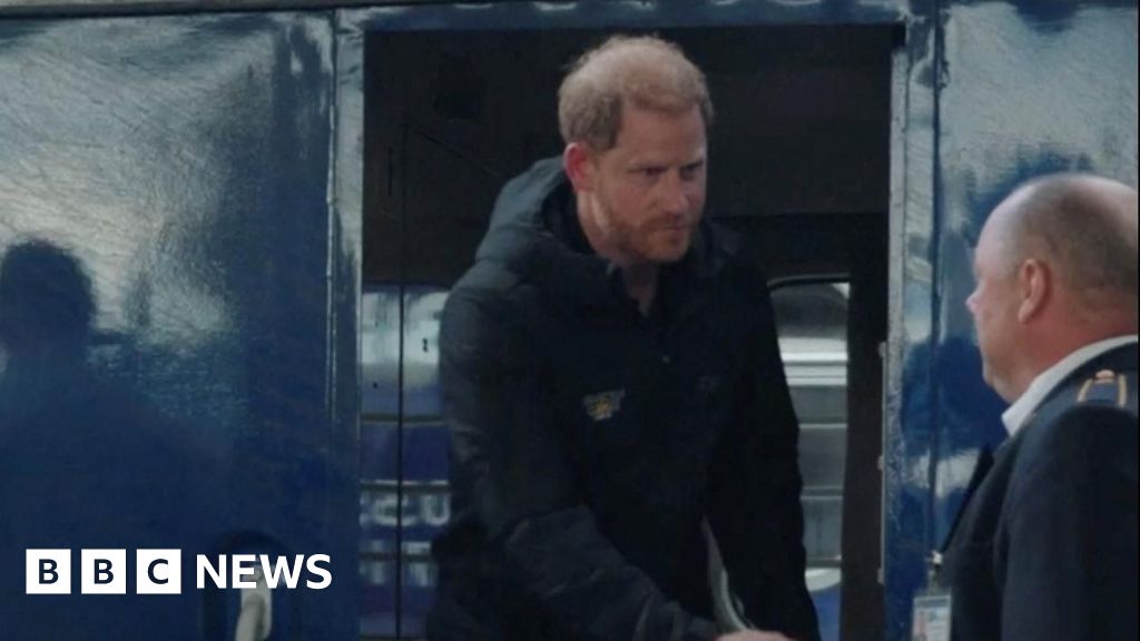 Prince Harry visits Ukraine to support those injured in war