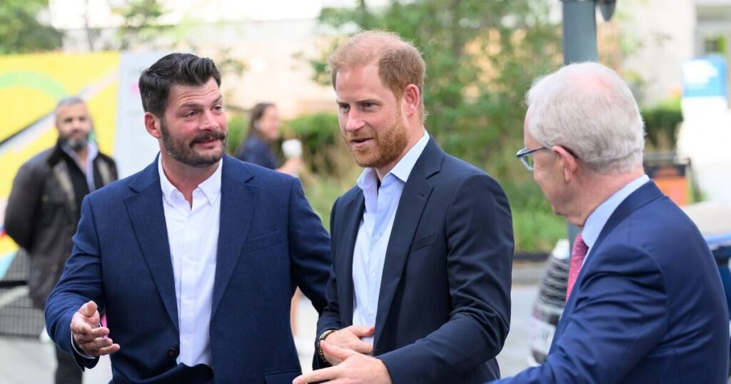 Harry's body language 'gives away true feelings' about King Charles - Royals - News