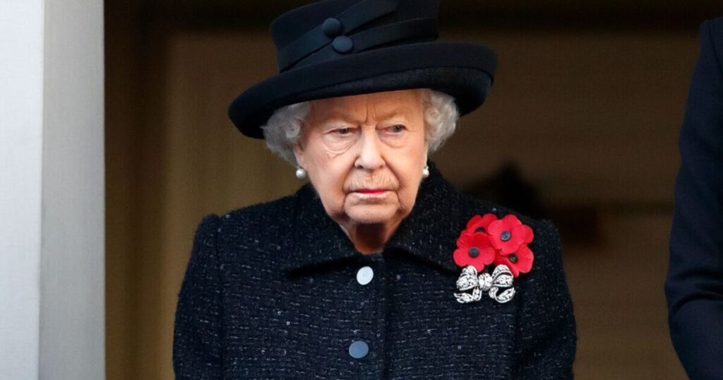 The Royal British Legion honour late Queen with new sparkling brooch | Royal | News