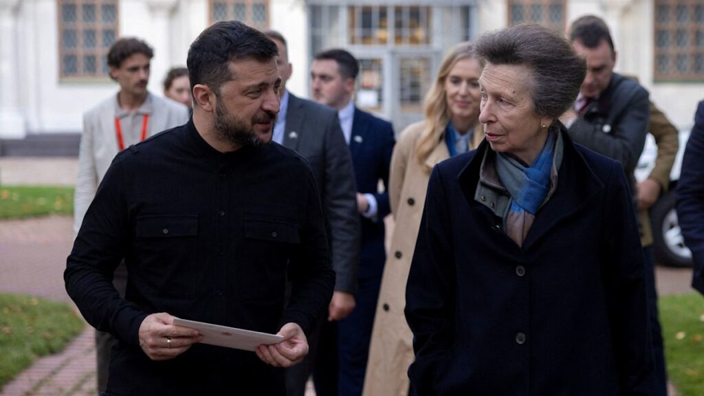Princess Anne’s incredibly poignant gesture during surprise Ukraine trip Princess Anne's incredibly poignant gesture during surprise Ukraine trip