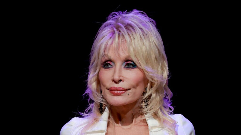 Dolly Parton Cancels Vegas Shows For Health Reasons Dolly Parton Cancels Vegas Shows For Health Reasons