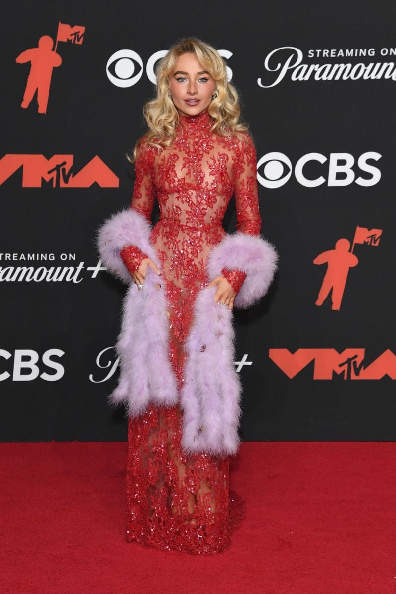 Sabrina Carpenter attends the 2025 MTV Video Music Awards 