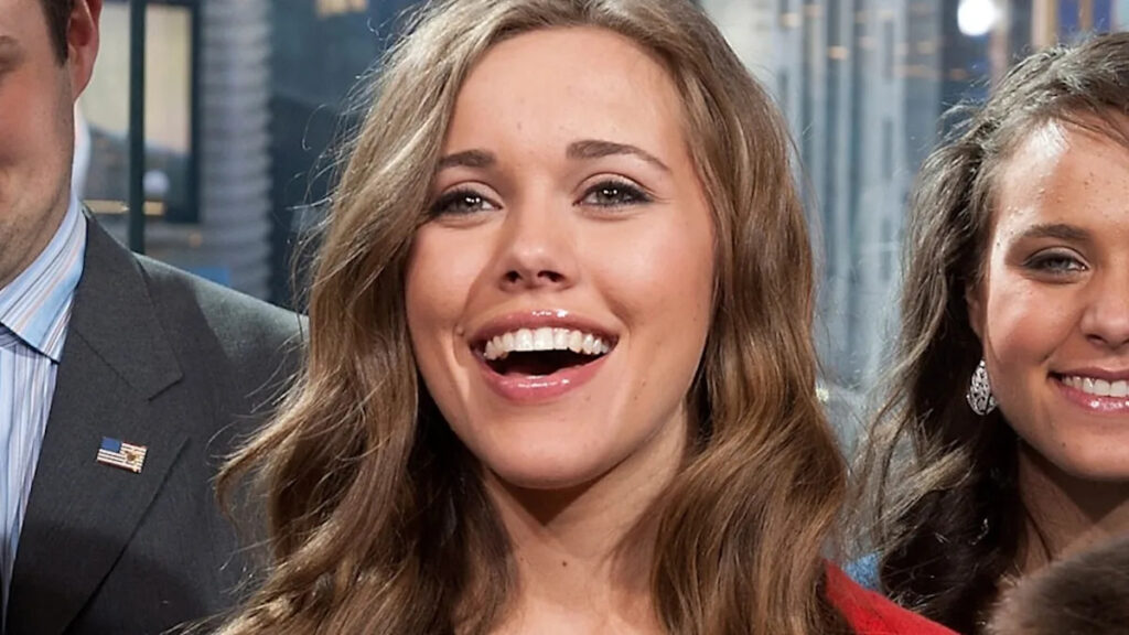 Jessa Duggar Shares First Photo of Her Family of 8 After Welcoming Baby No. 6 Yahoo entertainment home