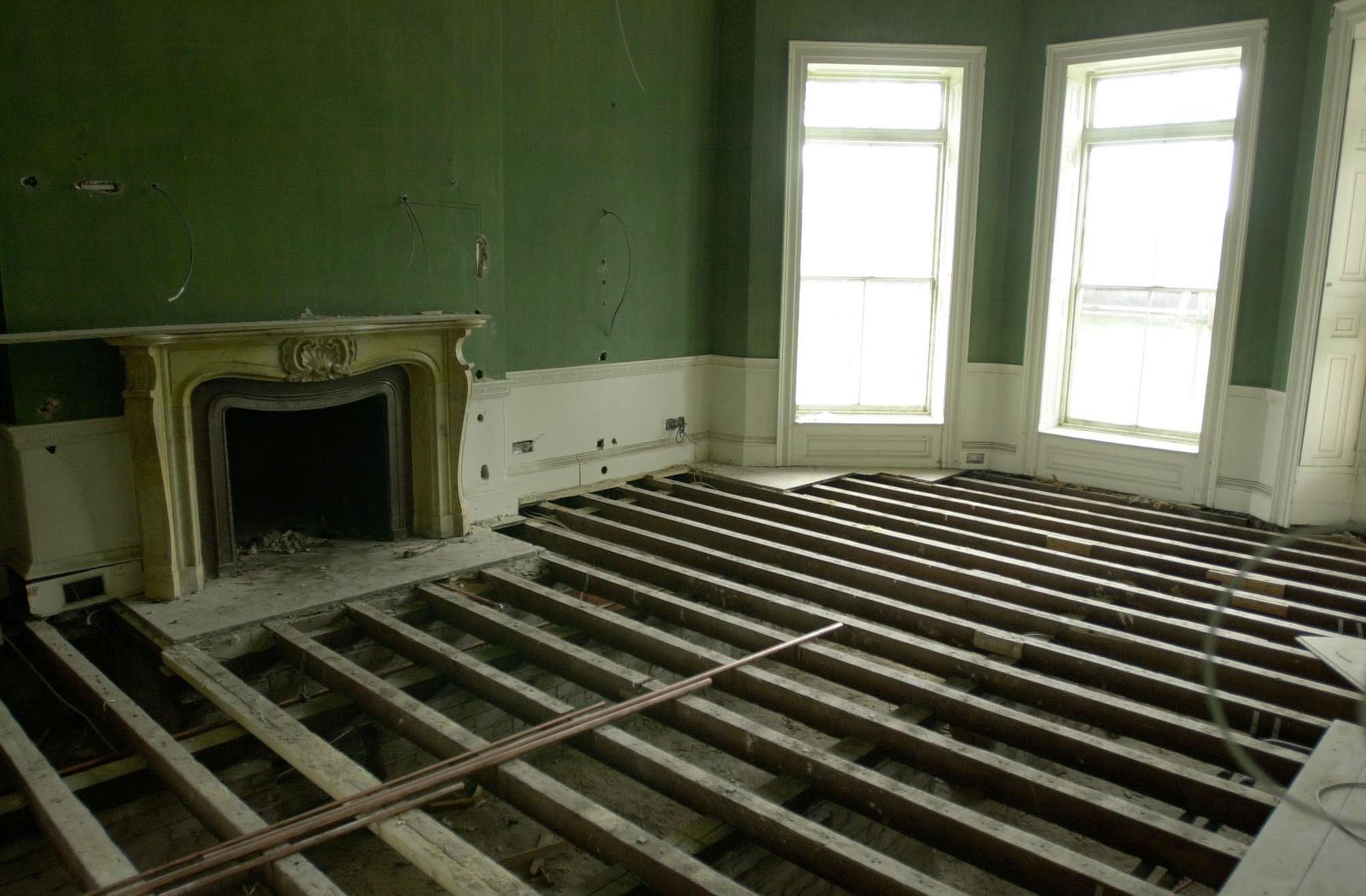 Image may contain Fireplace Indoors and Wood