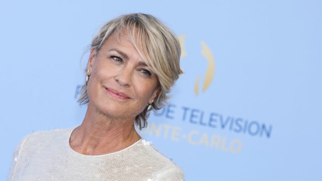 Robin Wright found it 'liberating' to leave US to live in UK