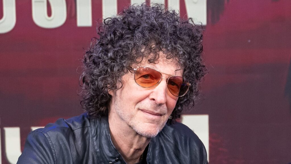 Is Howard Stern leaving SiriusXM? What he said with Andy Cohen