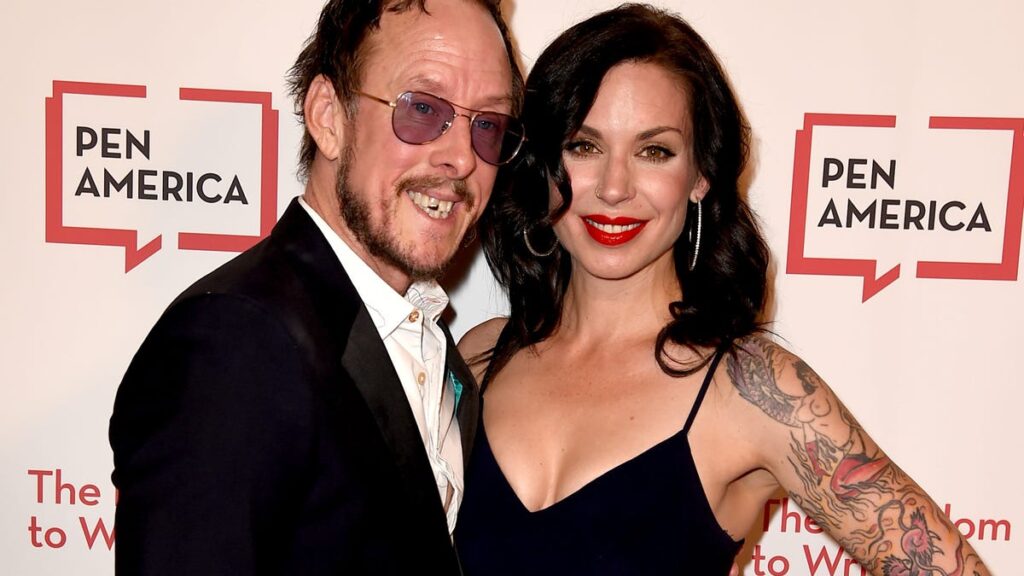 Weezer bassist's wife to avoid jail time after police shooting