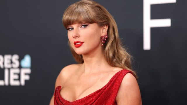 Taylor Swift Wears Pink Corset in Target Ad for Exclusive Vinyl Release Yahoo entertainment home