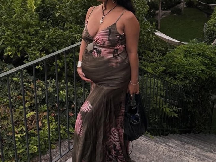 Celebrity Baby Bumps -- Guess the Preggo Bellies!