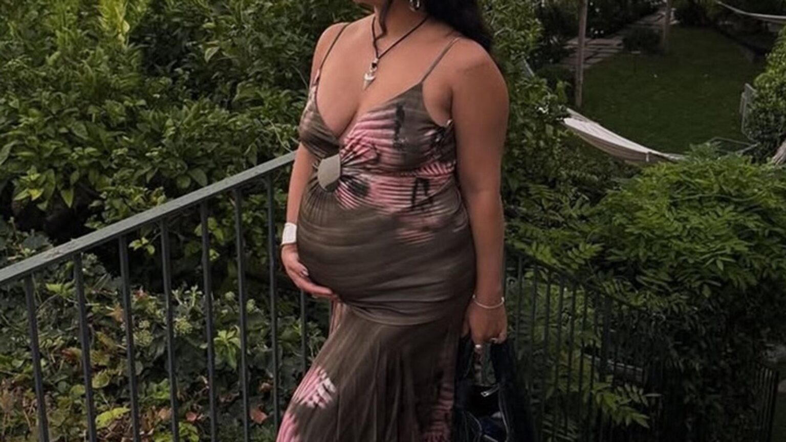 Guess Which Disney Star Shared This Baby Bump Pic! Guess Which Disney Star Shared This Baby Bump Pic!