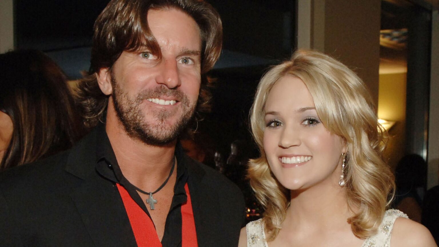 Carrie Underwood Shares Tribute to Late Songwriter Brett James Carrie Underwood Shares Tribute to Late Songwriter Brett James