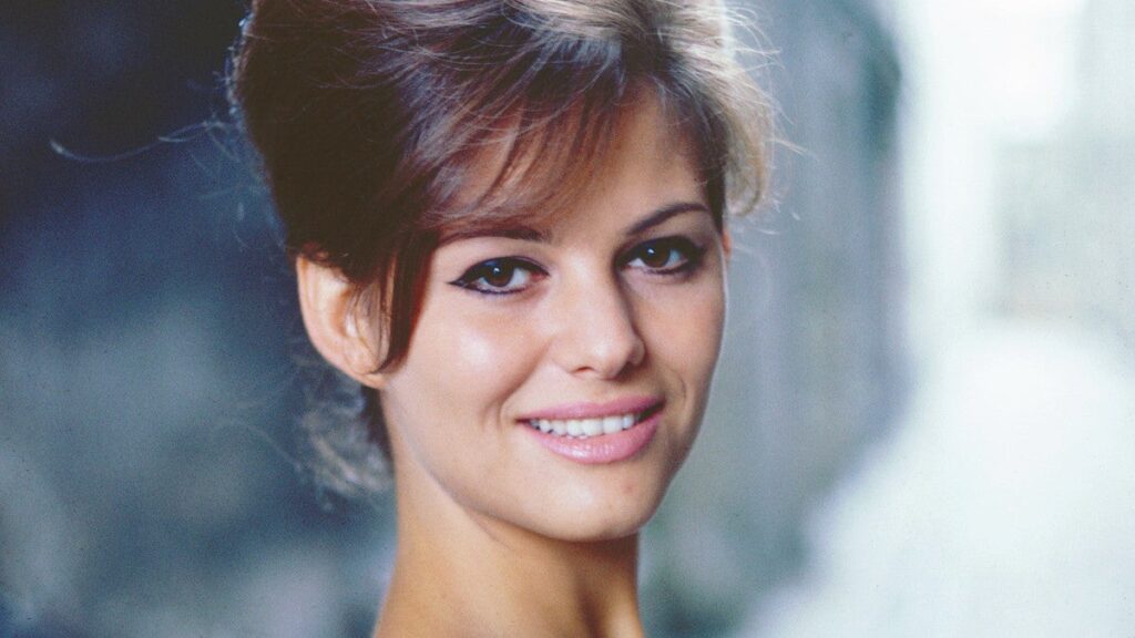 Claudia Cardinale, Italian Film Star of ‘8 1/2’ and ‘The Pink Panther,’ Dies at 87 Claudia Cardinale, Italian Film Star of '8 1/2' and 'The Pink Panther,' Dies at 87