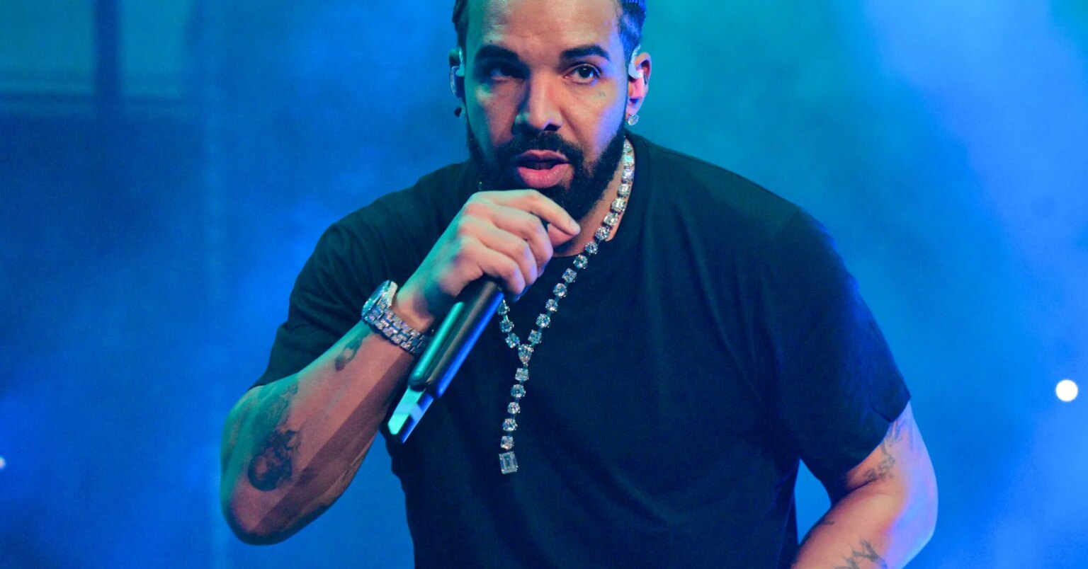 Drake Springs Leak In Unreleased Central Cee, “Triumph Tower,” Drake Springs Leak In Unreleased Central Cee, “Triumph Tower,”
