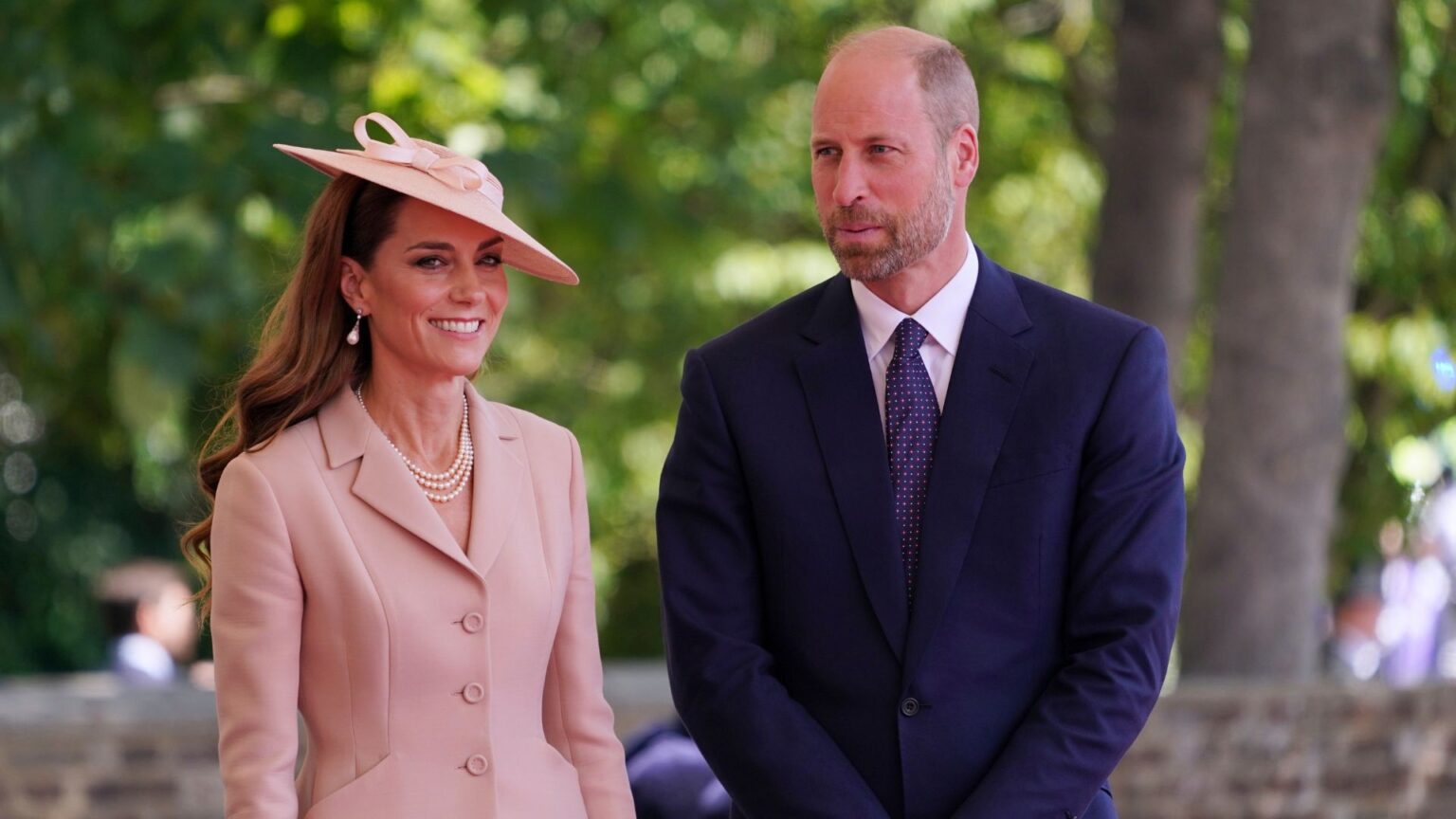 How Prince William and Princess Kate Show Appreciation Behind Closed Doors Catherine, Princess of Wales and Prince William, Prince of Wales welcome French President Emmanuel Macron and his wife Brigitte Macron (not pictured) to Windsor Castle on July 8, 2025