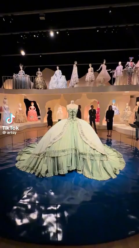 Exhibition dedicated to Marie Antoinette in the United Kingdom