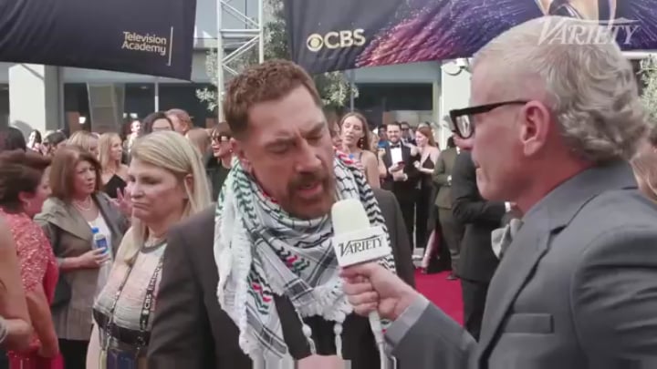 Javier Bardem at the Emmys: "Here I am today denouncing the genocide in Gaza... Free Palestine!"