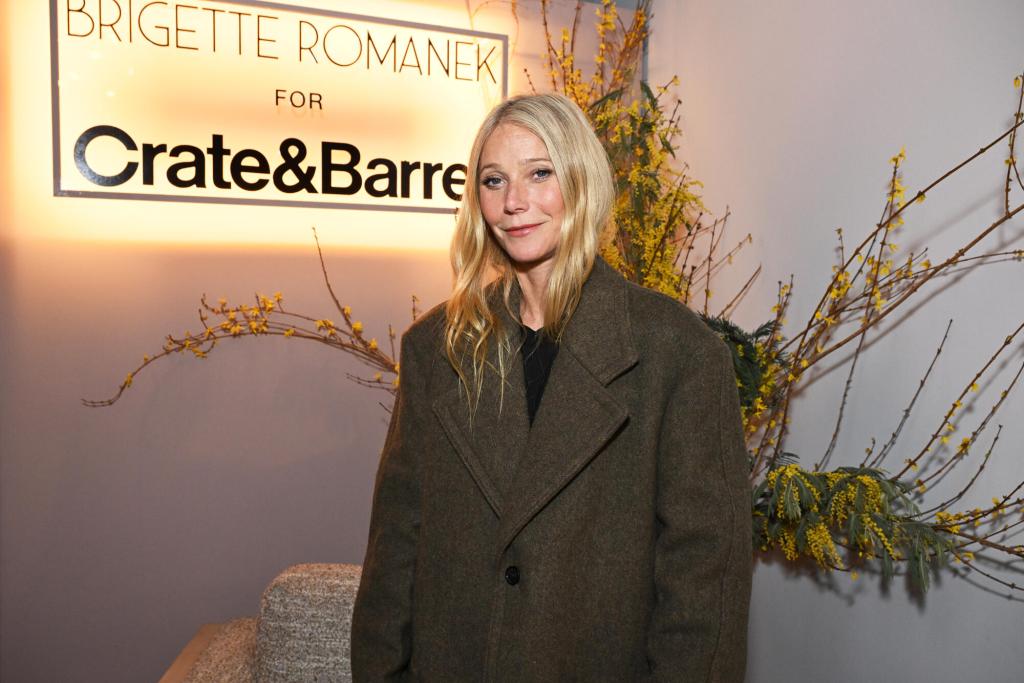 Gwyneth Paltrow Says Fame Reduced Her to “Easy” Tropes Gwyneth Paltrow Says Fame Reduced Her to “Easy” Tropes