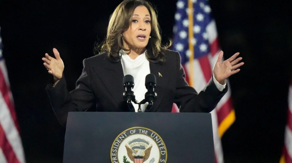 Harris on Trump: “We’re dealing with a Communist dictator”