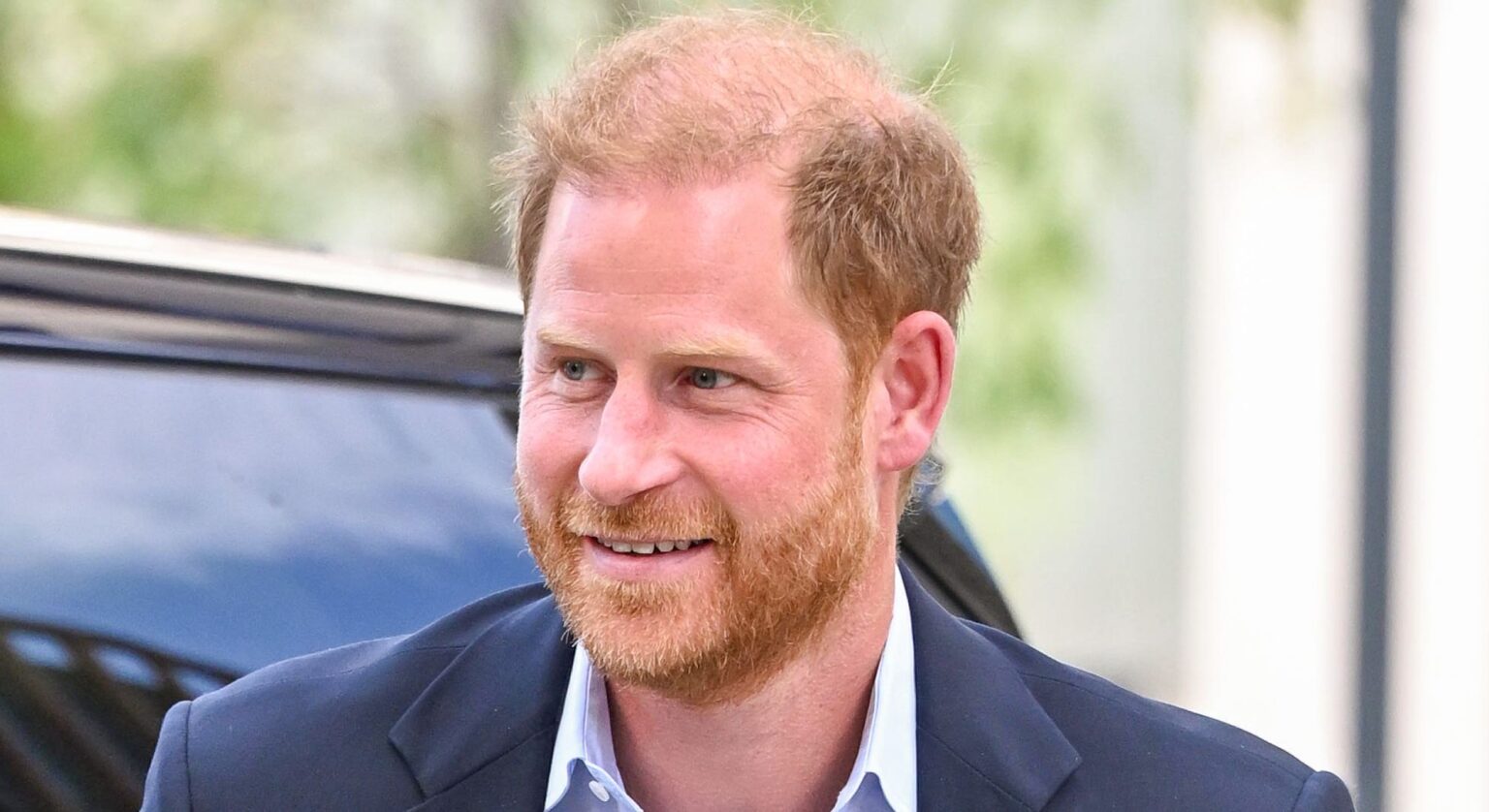Prince Harry's 'secret move' in the UK was clear 'sign' he 'wants to remain part of royal family'