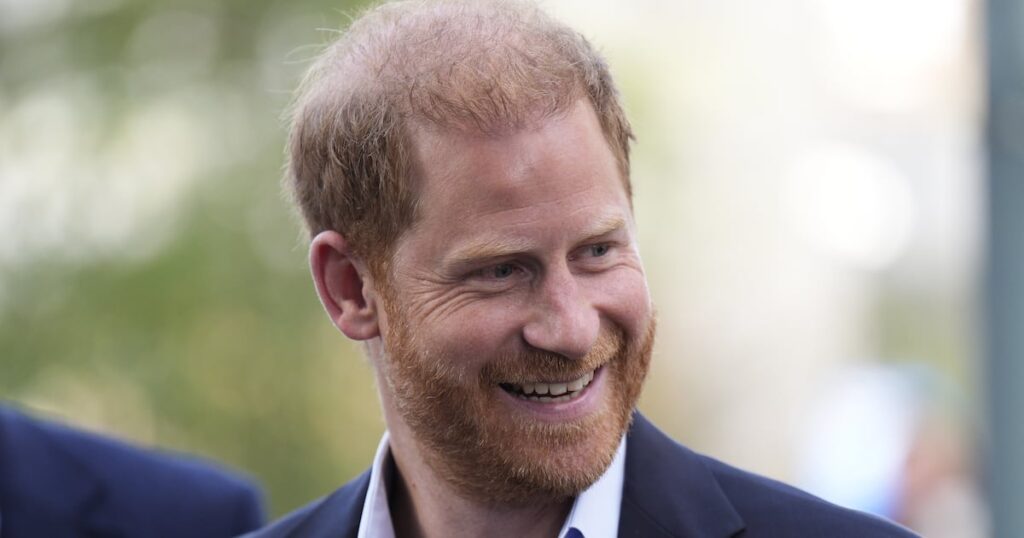 Harry arrives ahead of expected reunion with King after 19 months apart – The Irish News