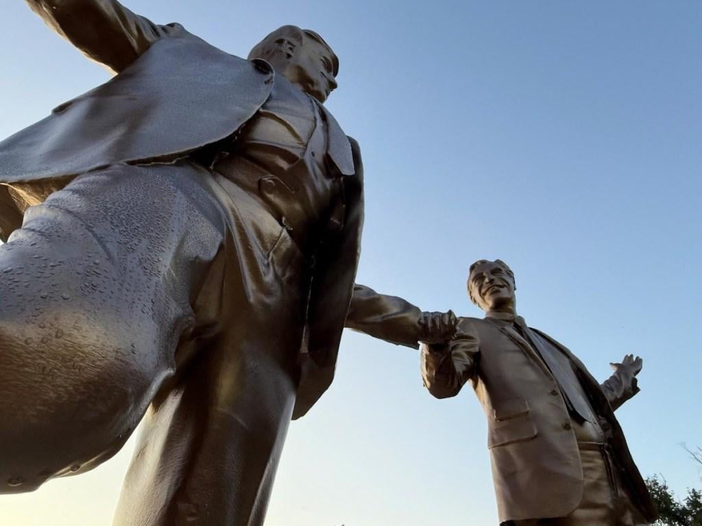 Statue of Donald Trump and Jeffrey Epstein Shaking Hands Mysteriously Appears in D.C.