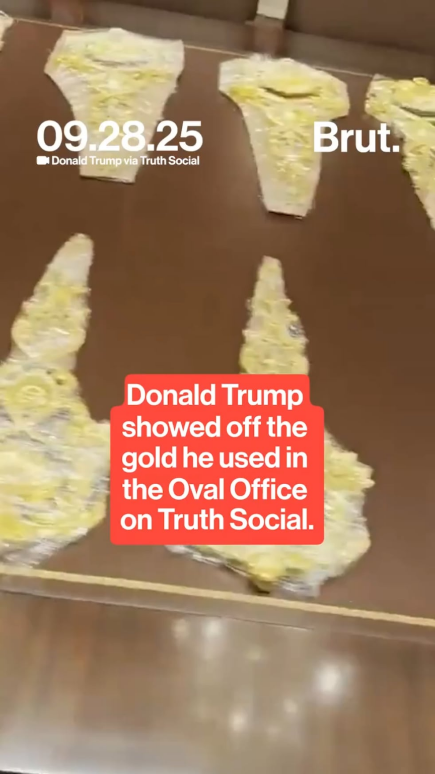 Trump showed off the gold he used in the Oval Office