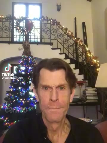 Kevin Conroy Giving Emotional, Supportive Words to a Fan Before His Passing (in honor of National Batman Day)