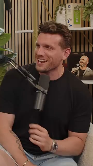 Stavros Halkias saying he can't take Saudi money to do stand-up at the Riyadh Comedy Festival vs. his co-host Chris Distefano saying he's going and blaming his fiancée