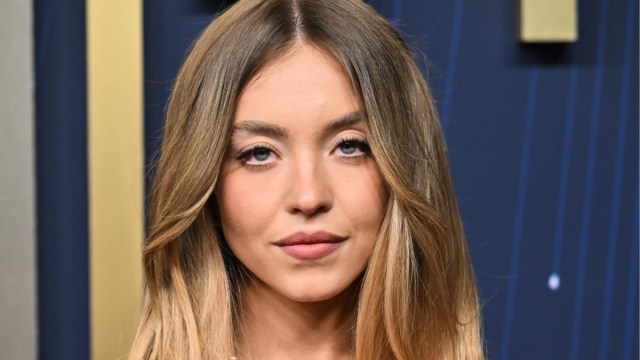 Sydney Sweeney’s ‘Little Trip to Mars’ Swimsuit Photos Will Make You Look Twice Yahoo entertainment home