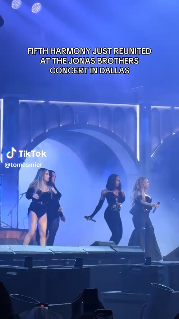 Fifth Harmony has reunited at the Jonas Brothers concert on 08/31/2025, after making their first Twitter post in 7 years. (@/Tomas more on TikTok)