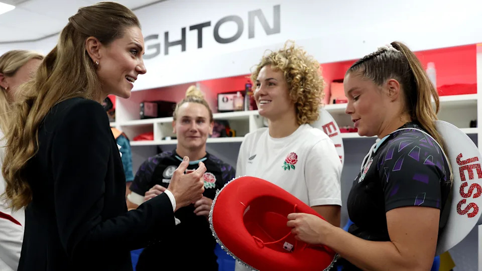 Kate Middleton meets women's rugby players and is handed a cowboy hat