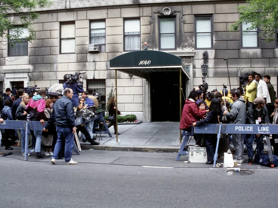 The press outside Jackie Onassis’s apartment on the day of her death in 1994.