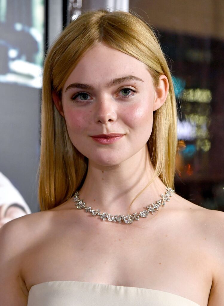 Elle Fanning | 'Live By Night' World Premiere 9th January 2017