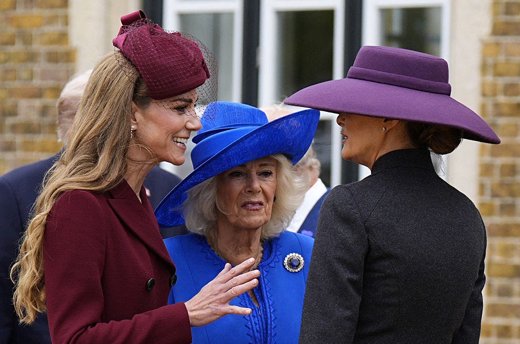 britains queen camilla and britains catherine, princess of wales talk with us first lady melania trump upon her arrival in the grounds of windsor castle, in windsor, on september 17, 2025, for the start of a second state visit. us president donald trump arrived in britain for an unprecedented second state visit, with the uk government rolling out a royal red carpet welcome to win over the mercurial leader. (photo by aaron chown / pool / afp) (photo by aaron chown/pool/afp via getty images)