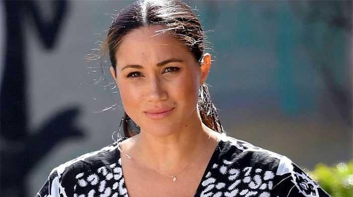 Meghan Markle's father caught in earthquake